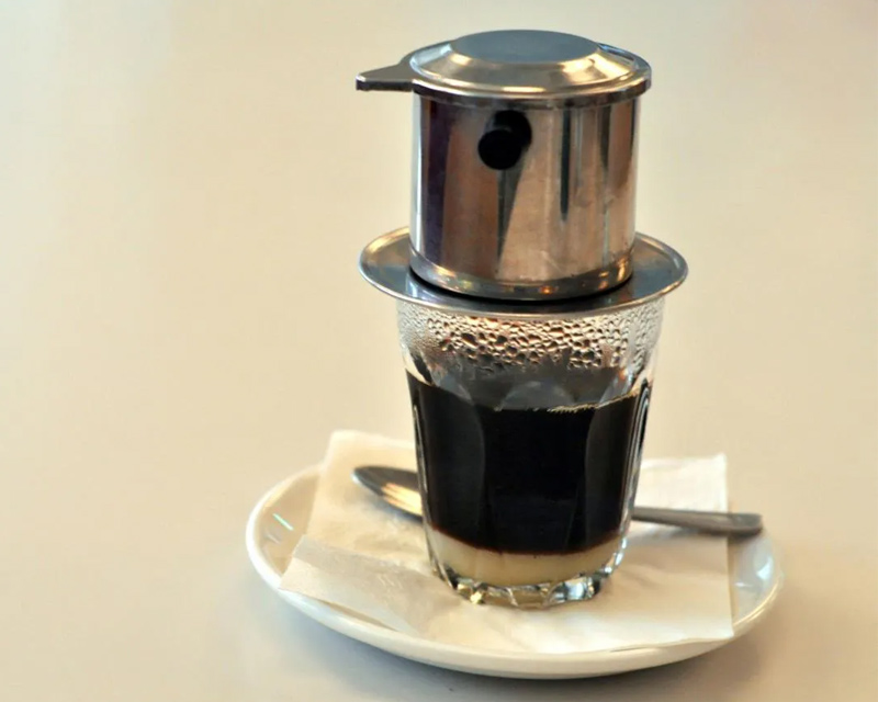 Hướng dẫn pha cà phê phin tại nhà